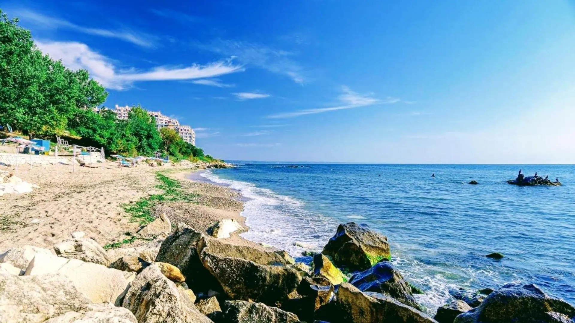 Lovely Nest With Glass Veranda Varna Apartment